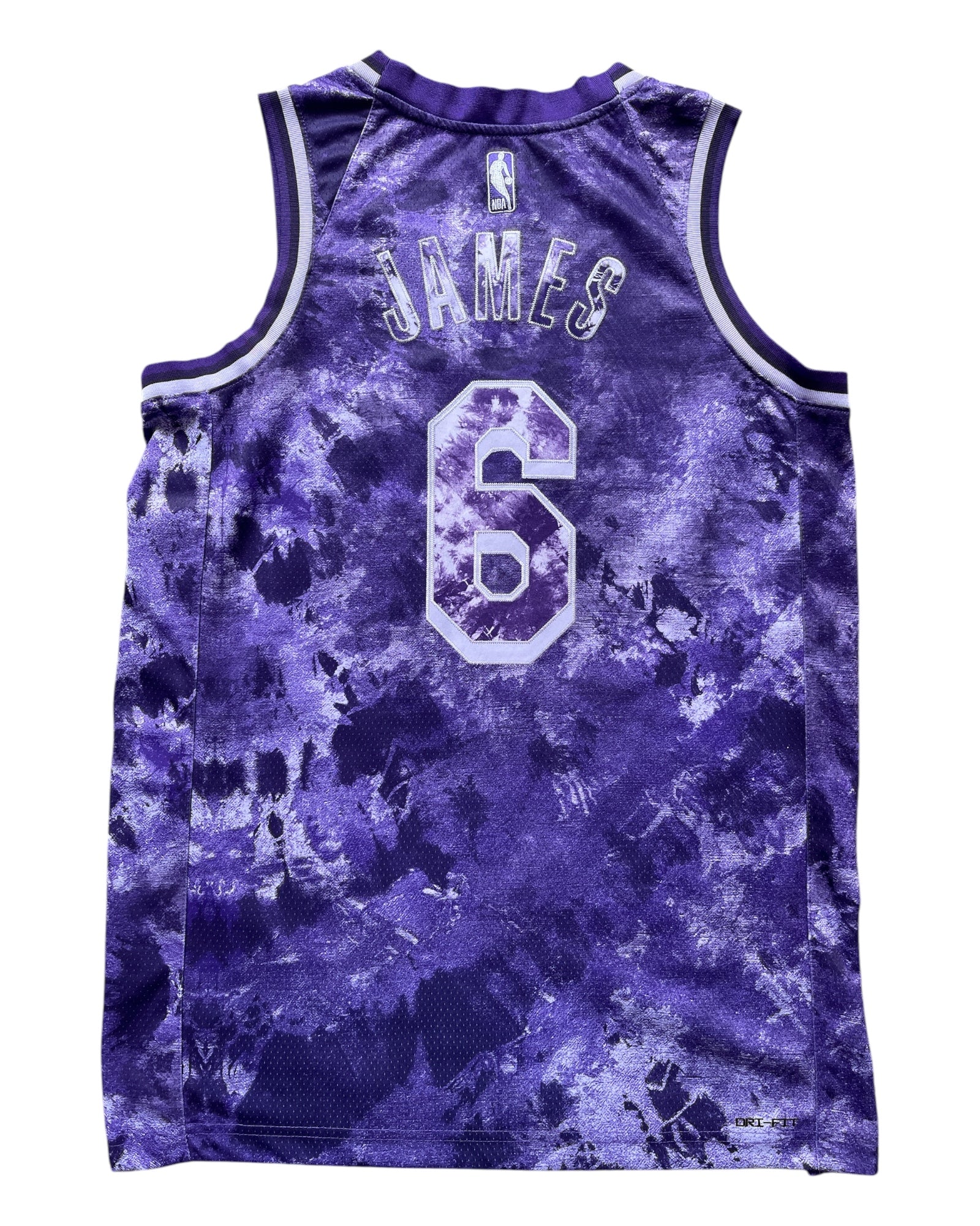 Los Angeles Lakers 2023 Select Series James (M)