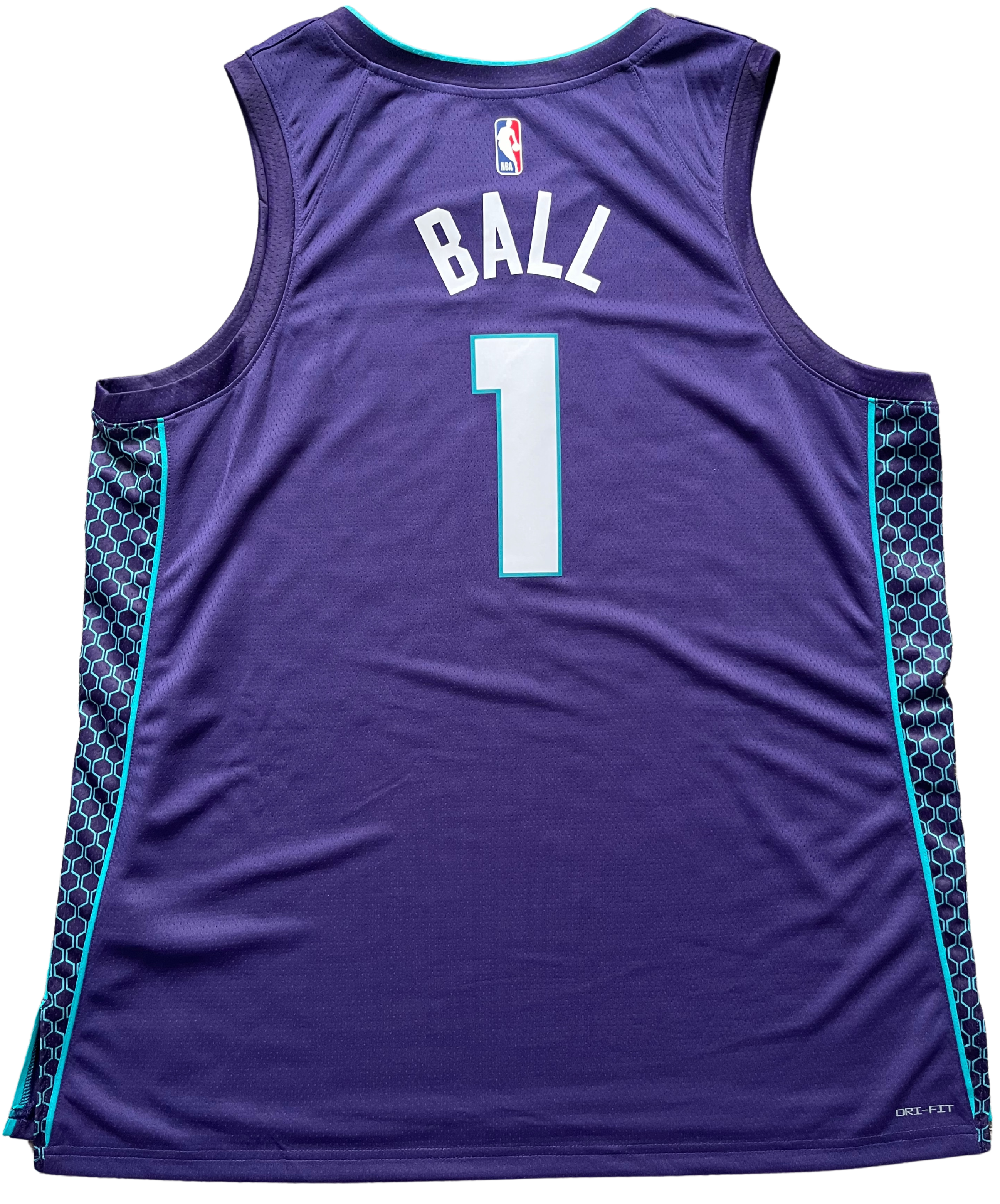 Charlotte Hornets 2022/2024 Alternate Ball (2XL)