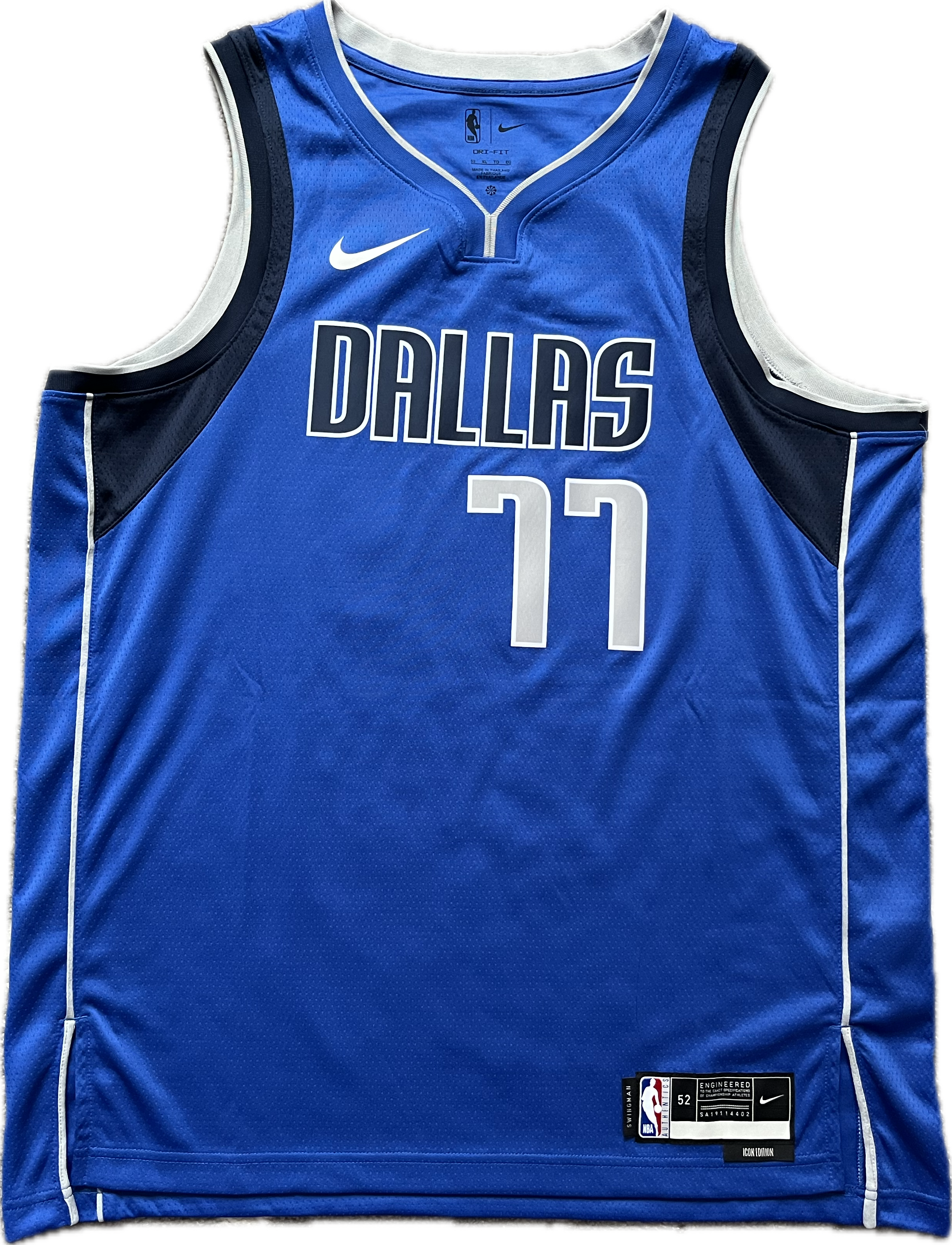 Dallas Mavericks 2018/2024 Away Doncic (XL)