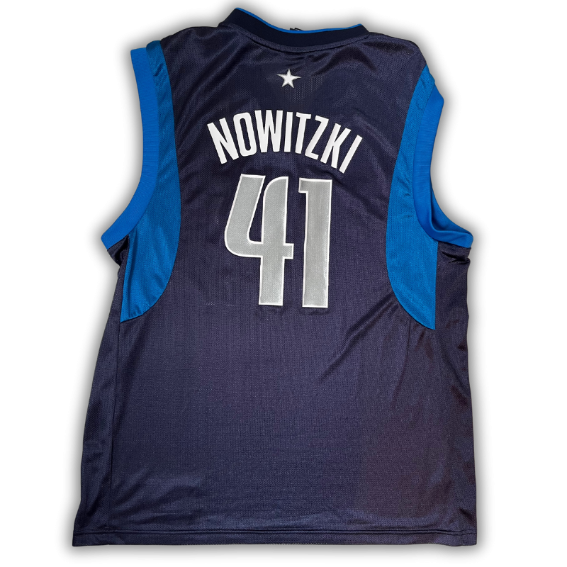 Dallas Mavericks 2008/2010 Away Nowitzki (L)