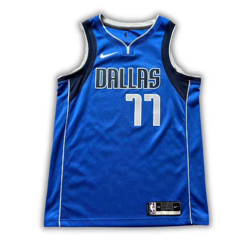 Dallas Mavericks 2018/2023 Away Doncic (M)