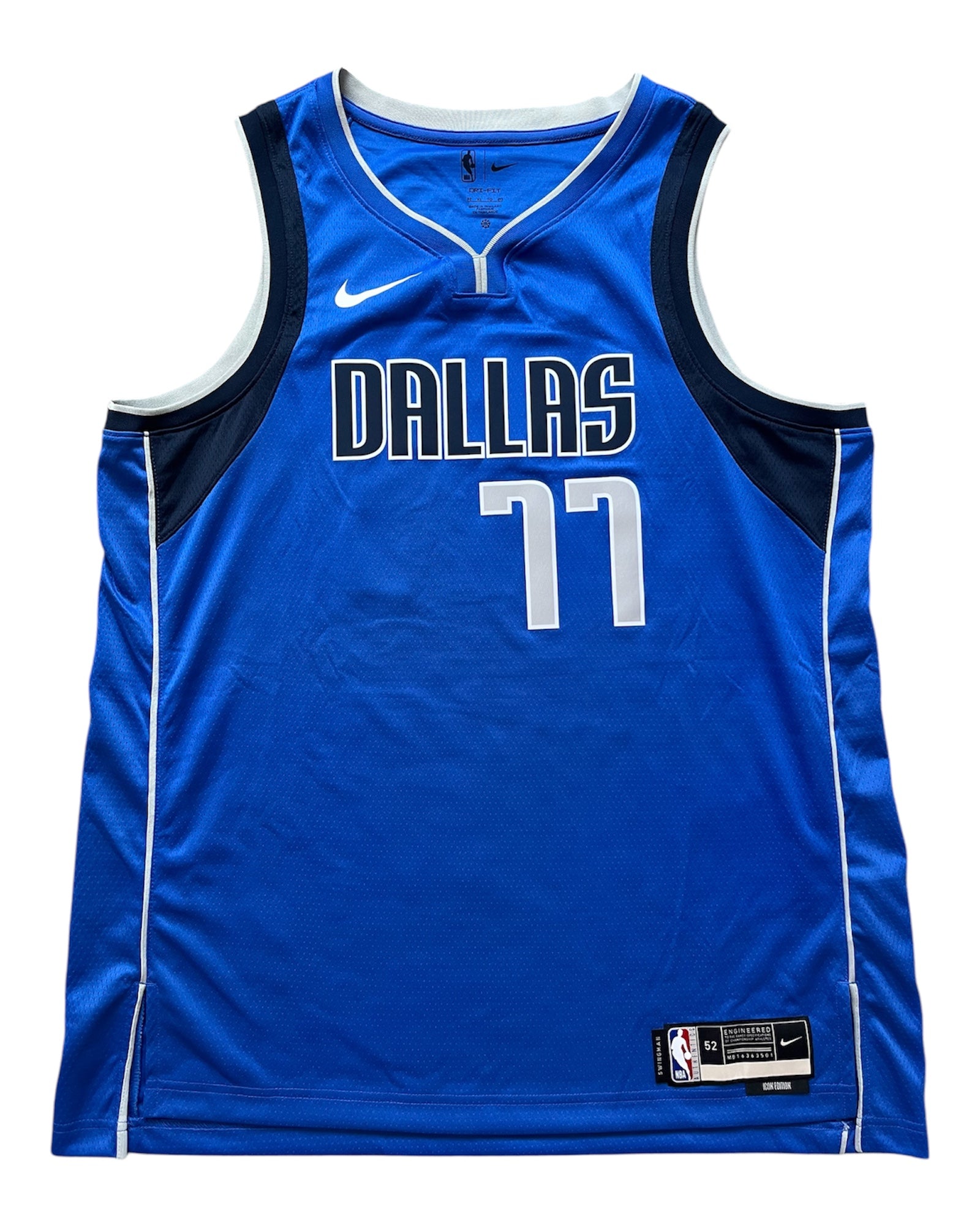 Dallas Mavericks 2018/2024 Away Doncic (XL)
