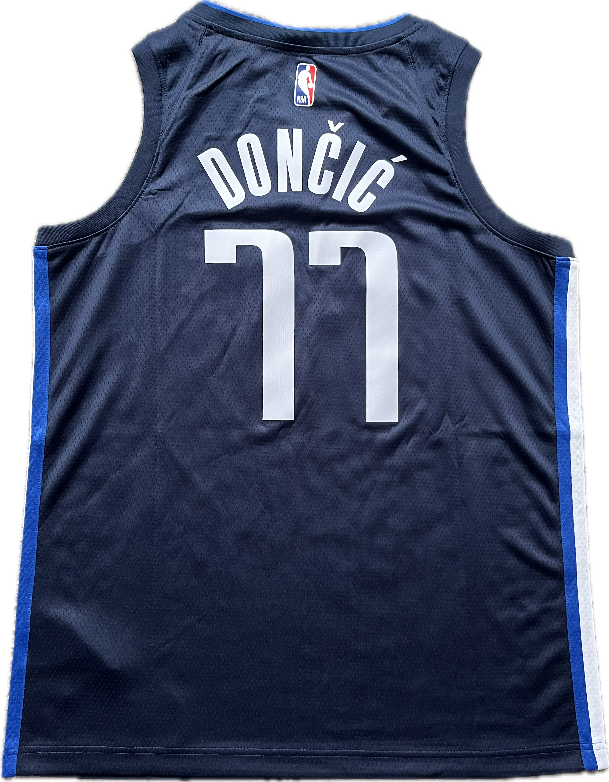 Dallas Mavericks 2020/2022 Away Doncic (M)