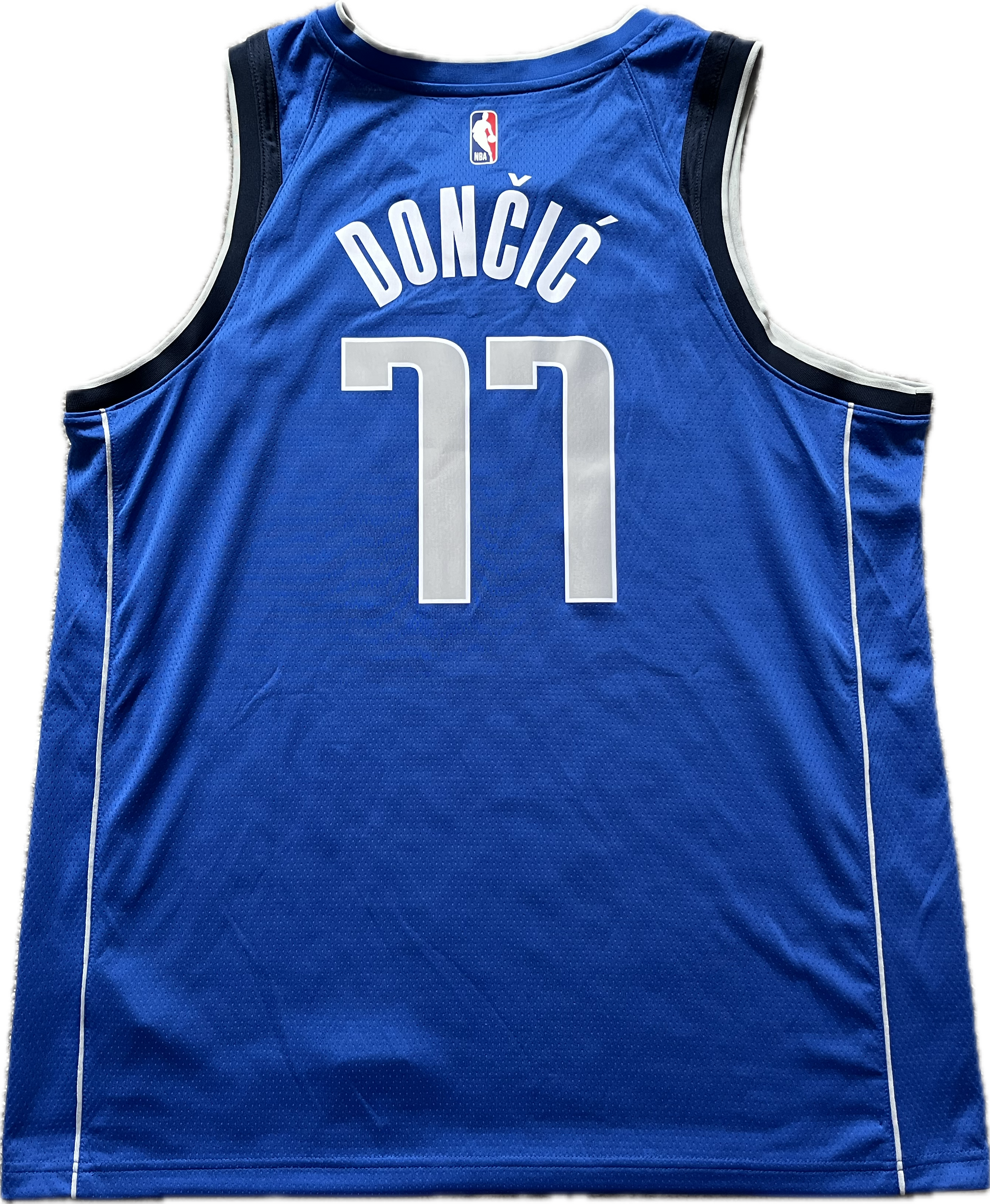 Dallas Mavericks 2018/2023 Away Doncic (XL)