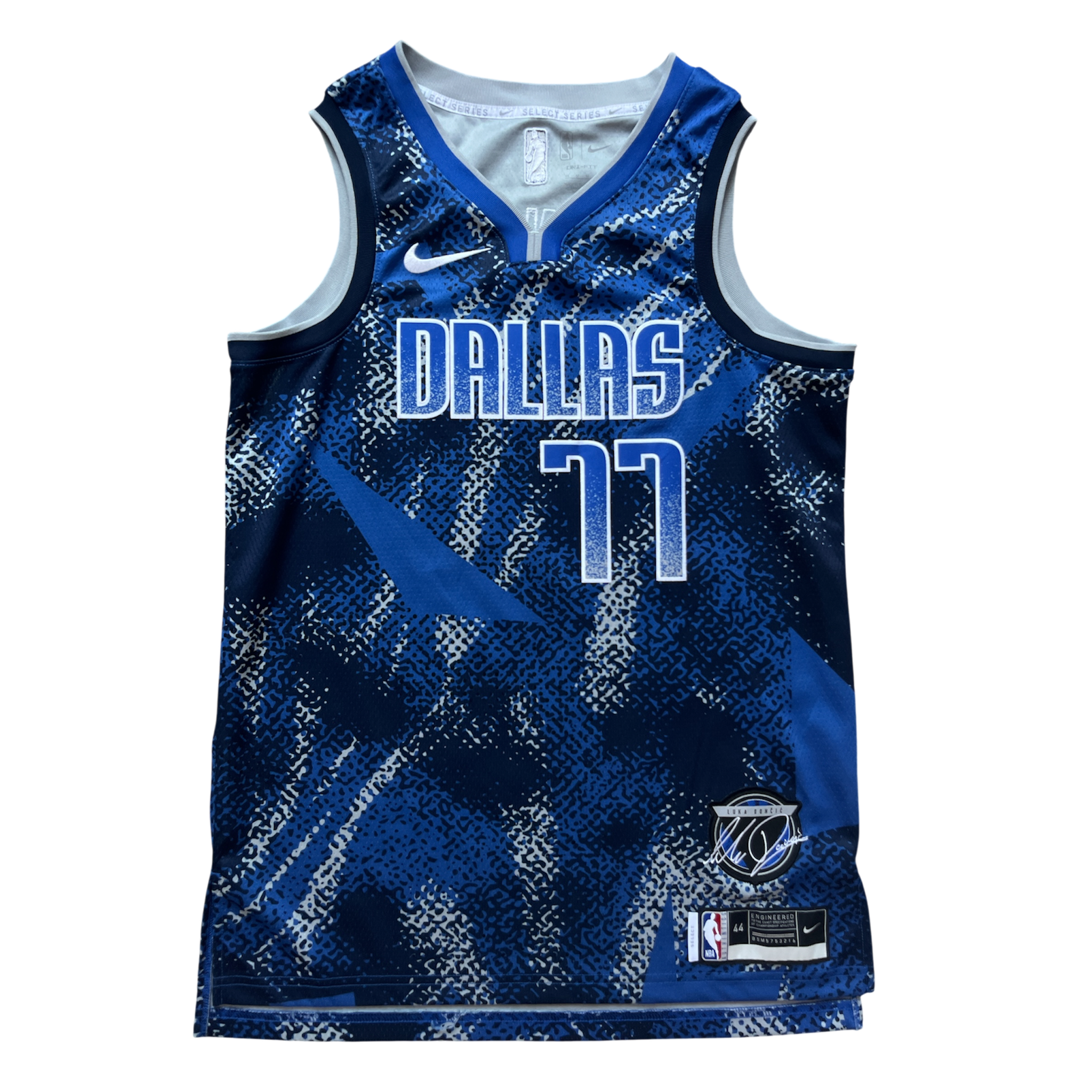 Dallas Mavericks 2023 Select Series Doncic (M)