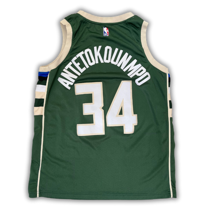 Milwaukee Bucks 2017/2023 Away Giannis (L)