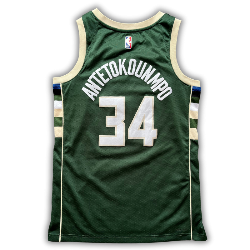 Milwaukee Bucks 2017/2023 Away Antetokounmpo (S)