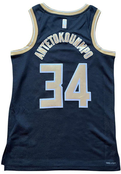 Milwaukee Bucks 2024 Select Series Giannis (S)