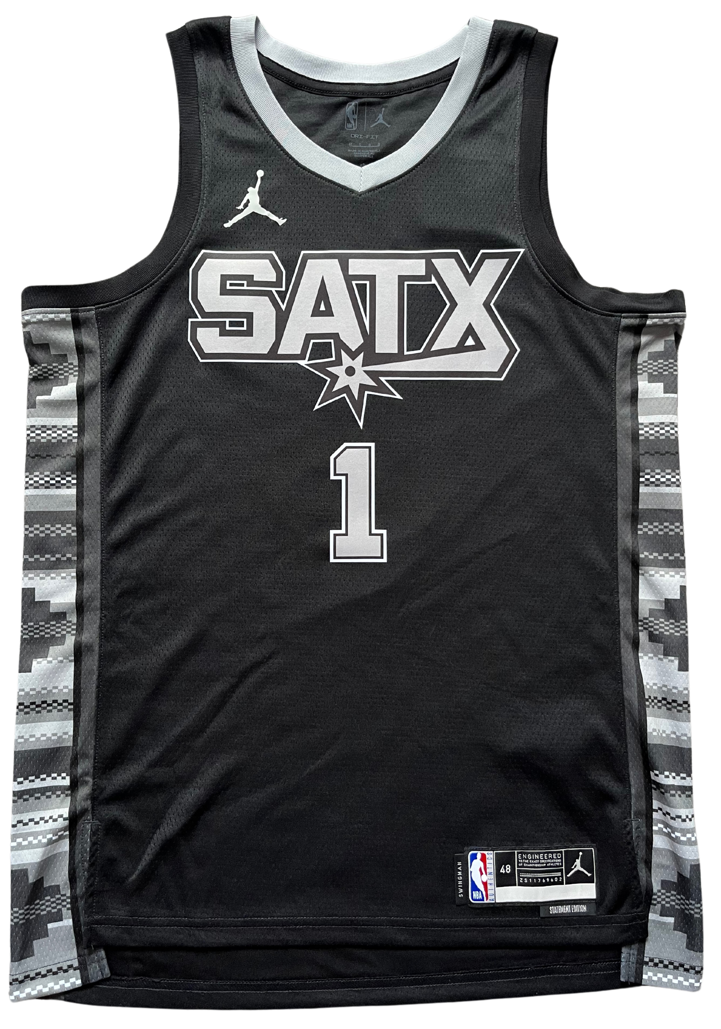 San Antonio Spurs 2023/2024 Alternate Wembanyama (L)