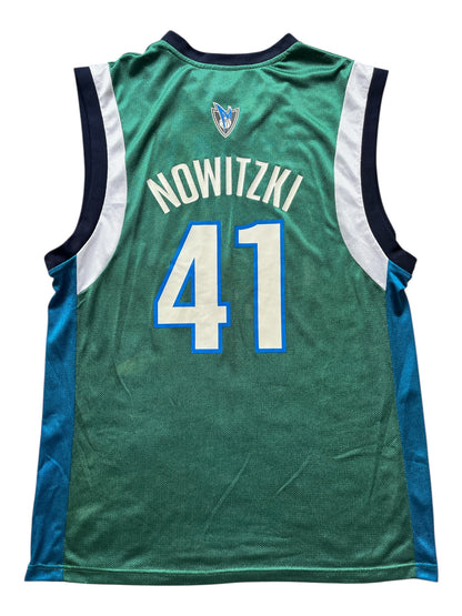 Dallas Mavericks 2008/2010 Alternate Nowitzki (L)