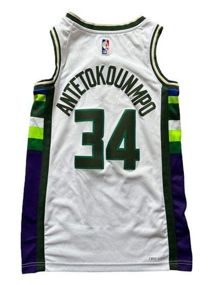 Milwaukee Bucks 2021/2022 City Edition Giannis (XS)