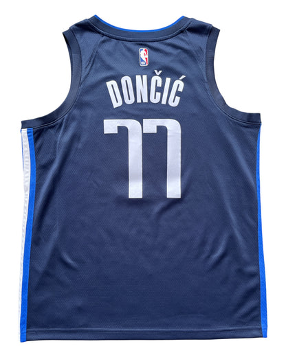 Dallas Mavericks 2020/2022 Away Doncic (L)